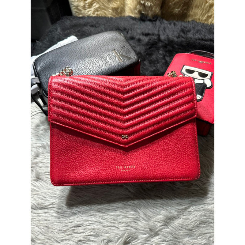 ORIG & IMPORTED TED BAKER Red Kalila Bow Detail Envelope Leather Crossbody Bag
