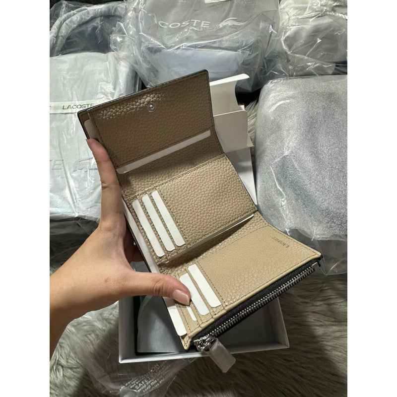 ORIG & IMPORTED NEW LCT Women’s Anna Snap Front Trifold Wallet Beige/Black