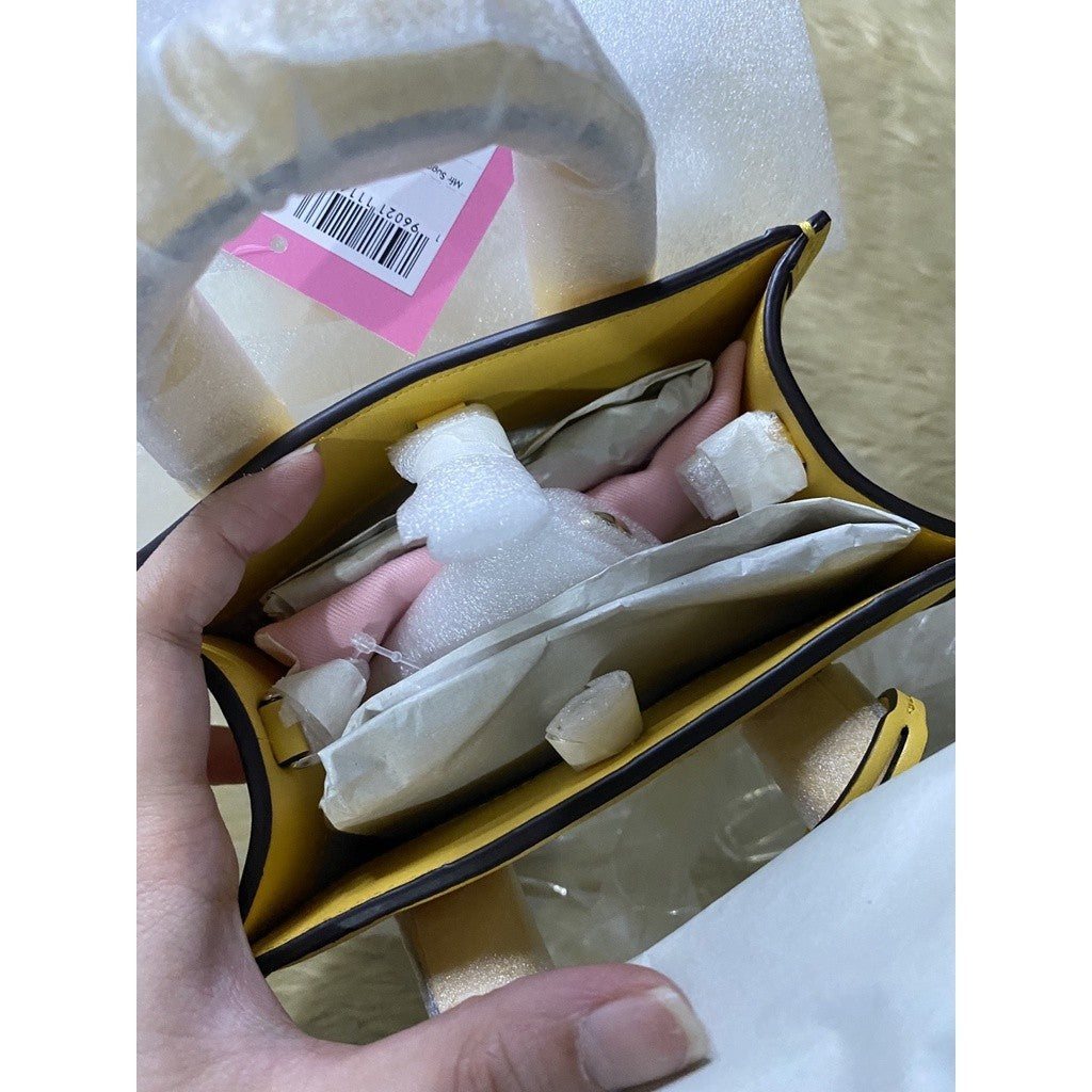 ORIG & IMPORTED KS Manhattan Mini Tote Bag in YELLOW