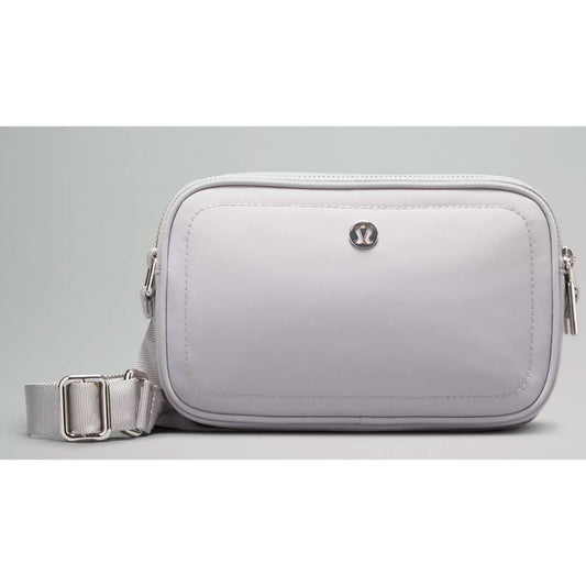 ORIG & IMPORTED Lululemon Crossbody Camera Bag 2L in Silver Drop