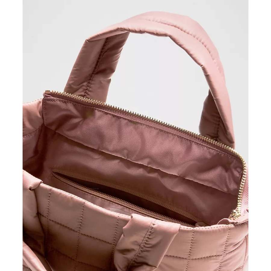 AUTHENTIC/ORIGINAL Lululemon Quilted Grid Small Tote Bag 5L - Spiced Chai/Gold Pink