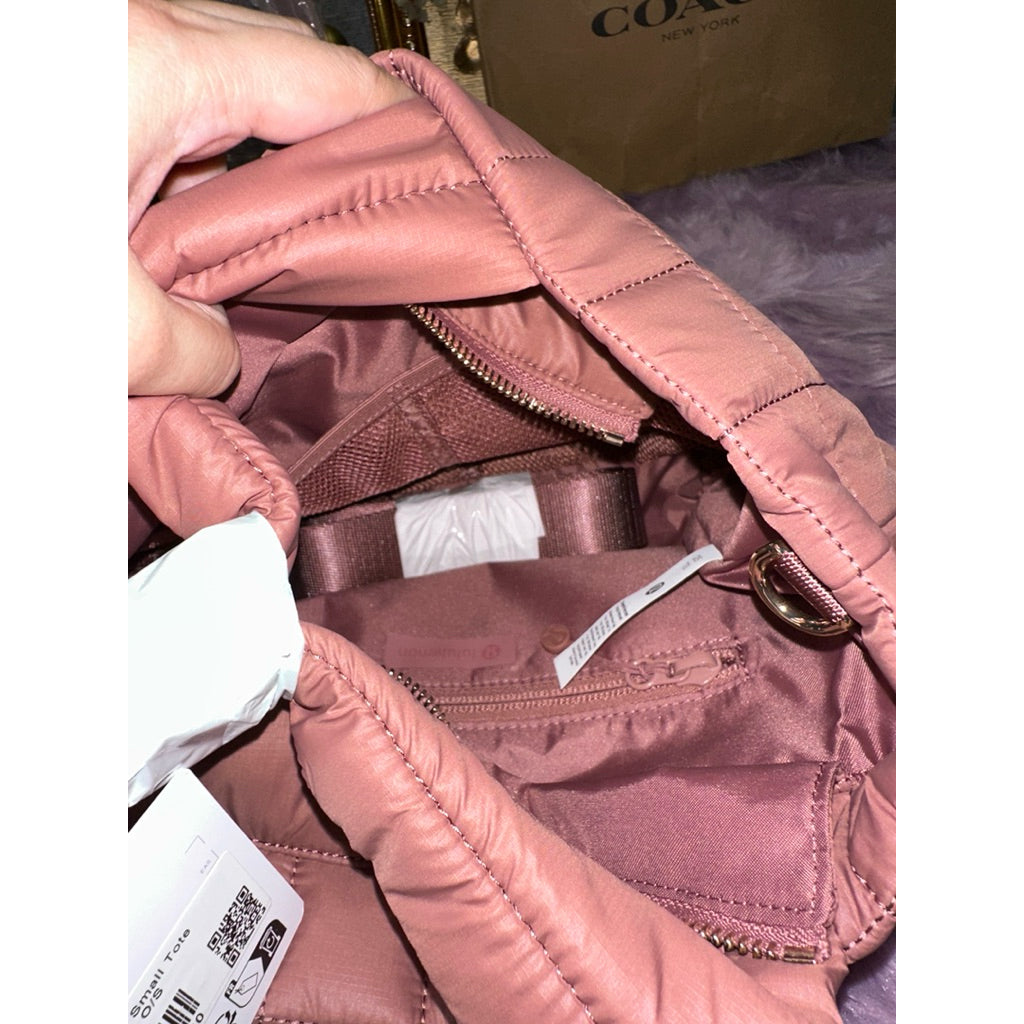 AUTHENTIC/ORIGINAL Lululemon Quilted Grid Small Tote Bag 5L - Spiced Chai/Gold Pink
