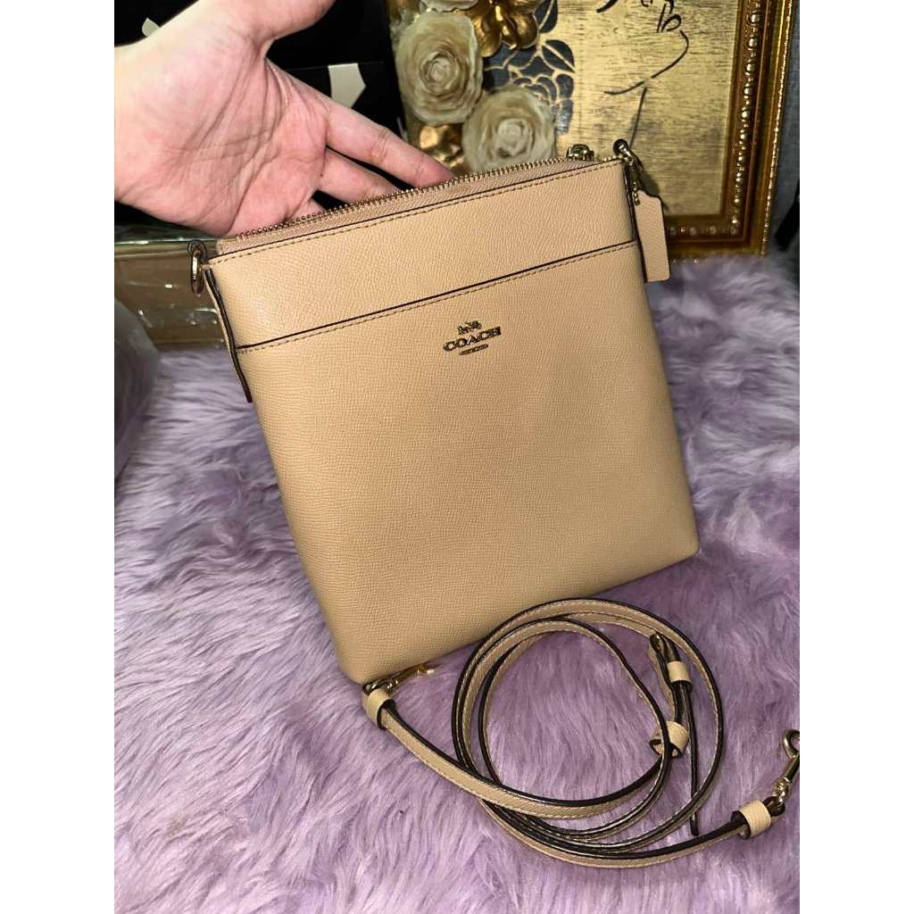 ORIG Preloved CCH Kitt Messenger Slim Bag Beige