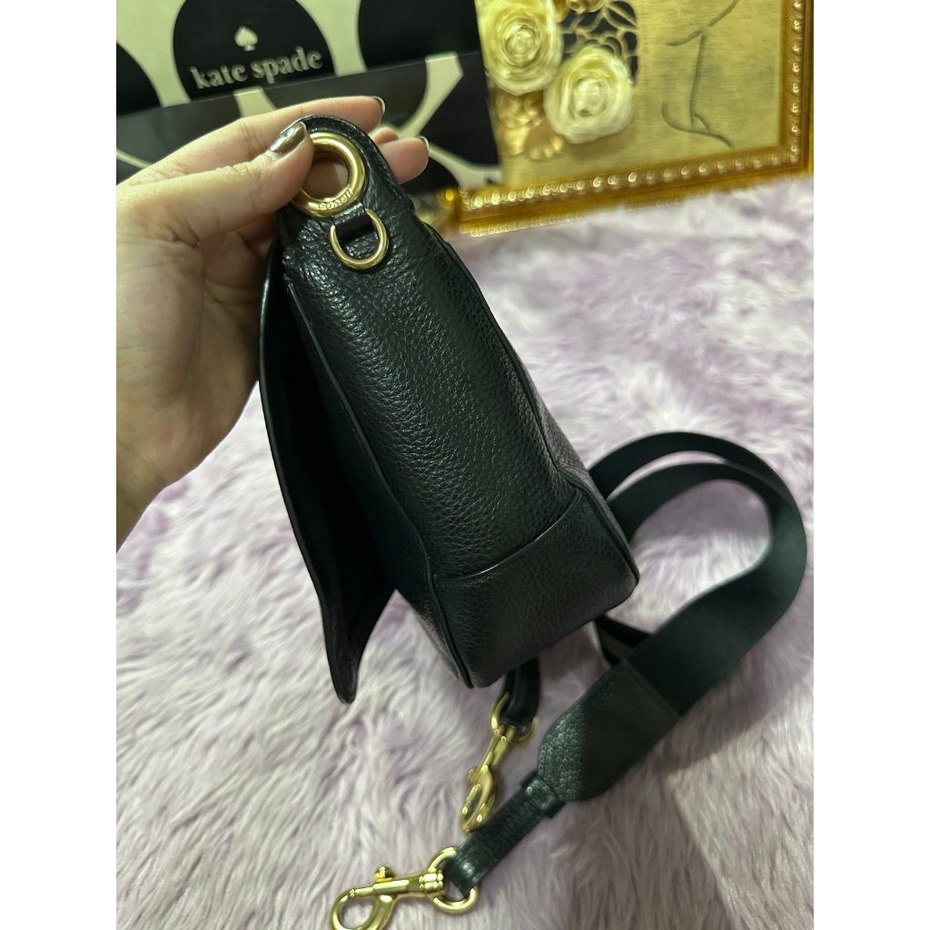 ORIG Preloved CCH Jes Messenger Medium Black Bag