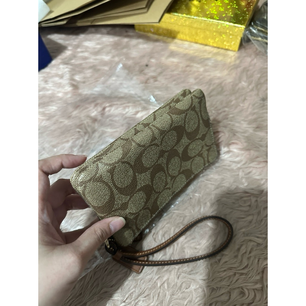 ORIG & IMPORTED CCH Khaki Saddle Brown Medium Double Zip Wristlet Wallet
