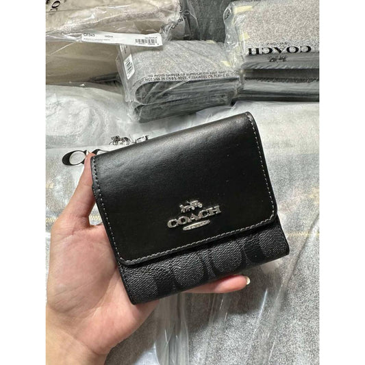 ORIG & IMPORTED CCH NEW Small Trifold Card Wallet