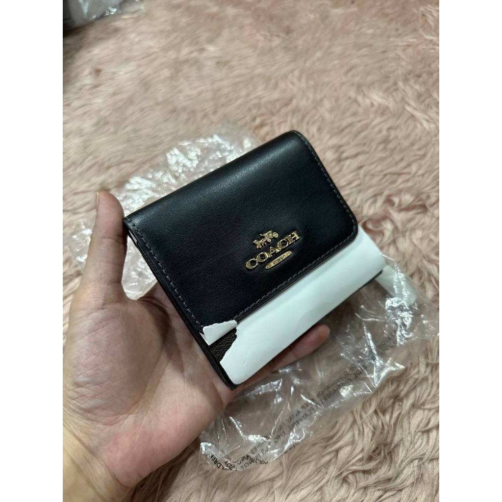 ORIG & IMPORTED CCH NEW Small Trifold Card Wallet