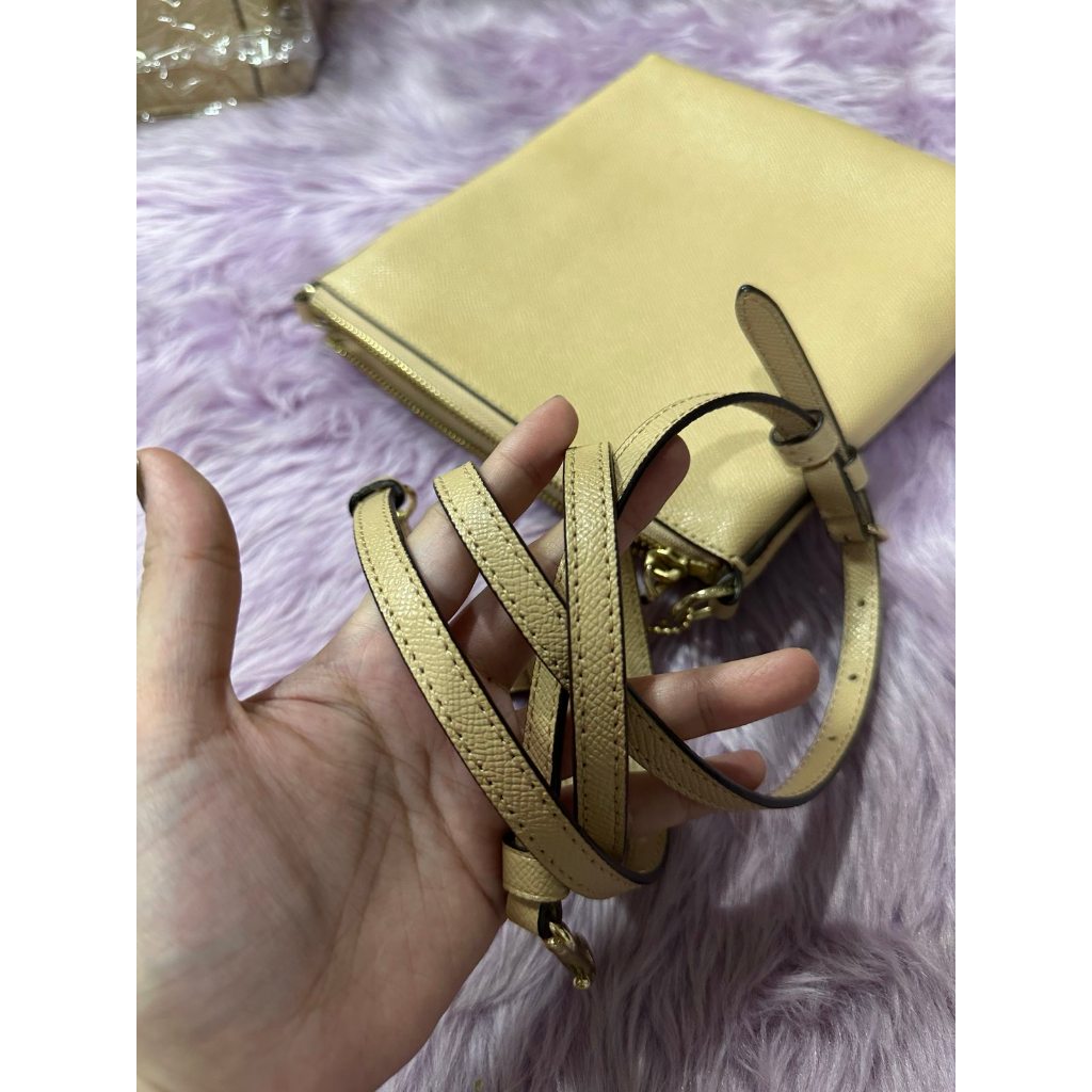 ORIG Preloved CCH Kitt Messenger Slim Bag Beige