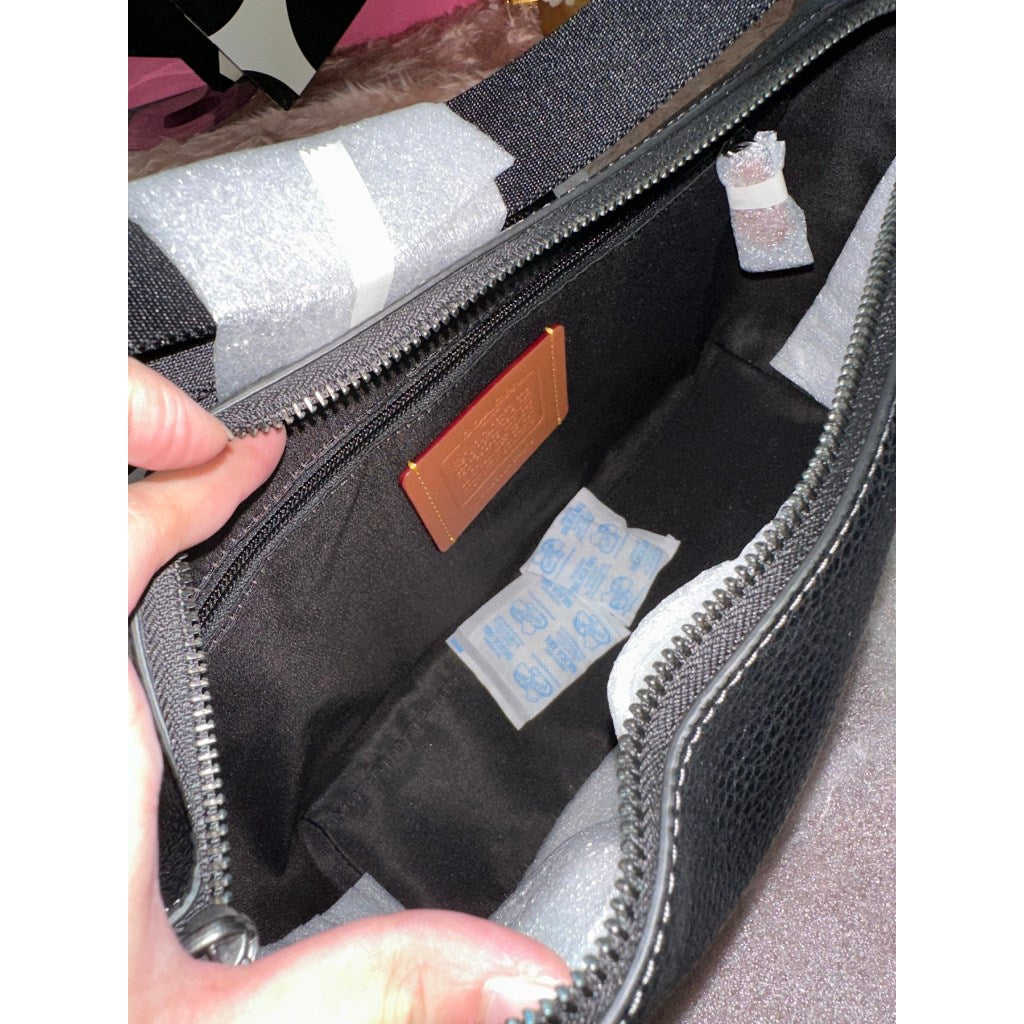 ORIG & IMPORTED CCH Finn Crossbody Men Medium Black Bag