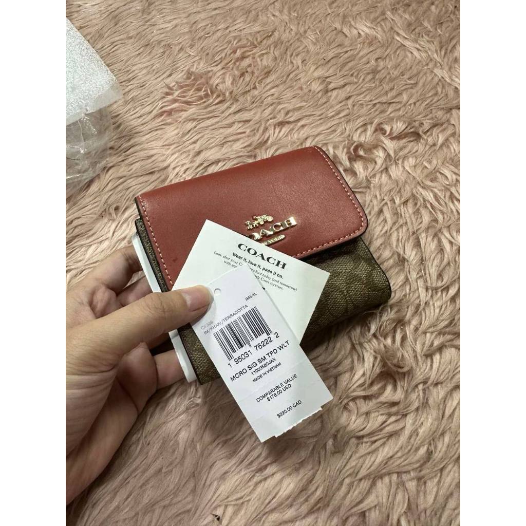 ORIG & IMPORTED CCH NEW Small Trifold Card Wallet