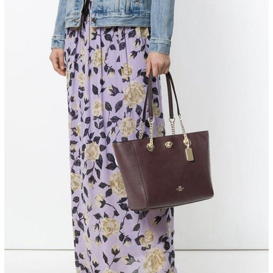 ORIG Preloved CCH Turnlock Chain 27 Tote Bag Maroon