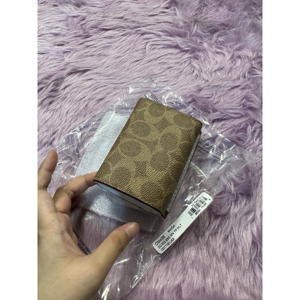 AUTHENTIC/ORIGINAL CCH Essential Mini Trifold Wallet In Signature Canvas Brown