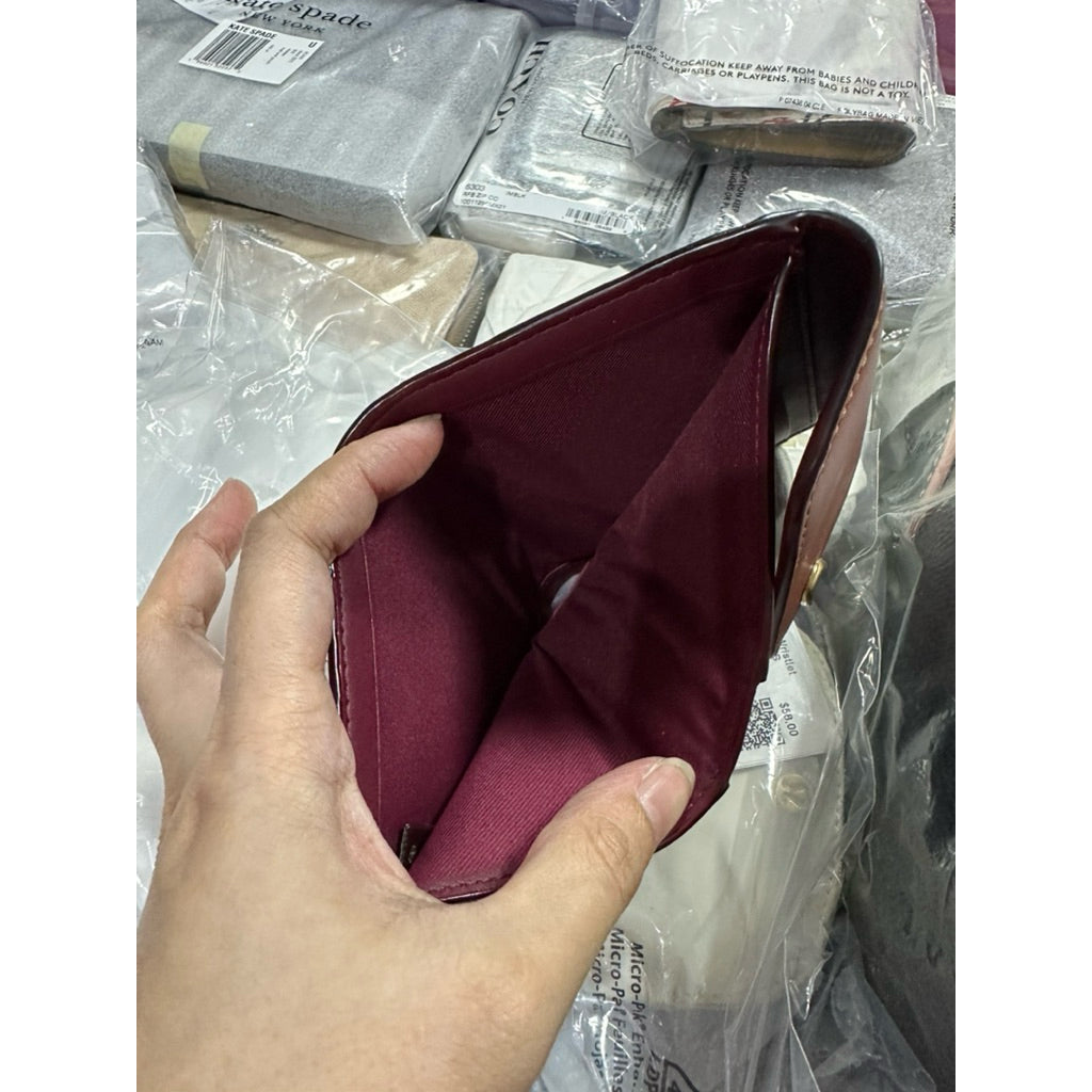 ORIG CCH Retail Wyn Small Trifold Wallet Card Holder Small Wallet