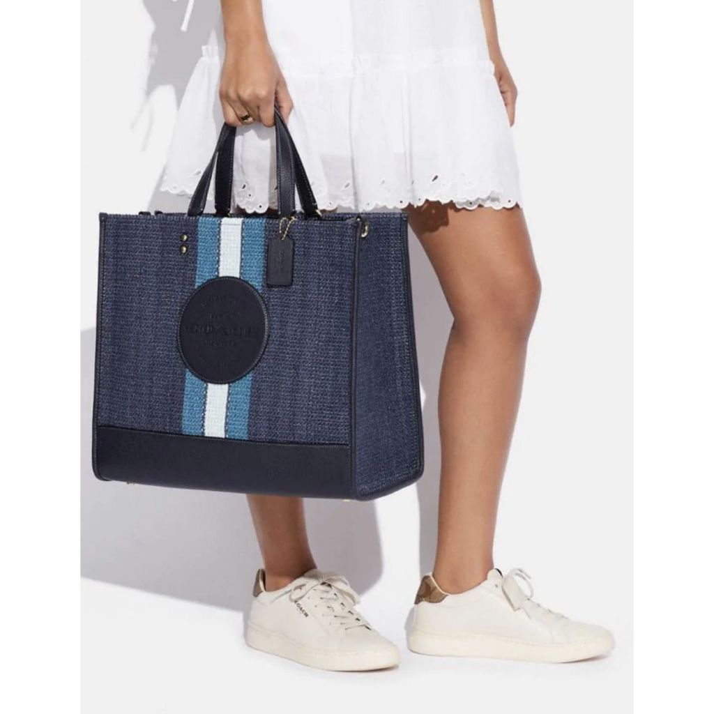 ORIG Preloved CCH Dempsey Tote Large Blue Bag 40 With CCH Patch