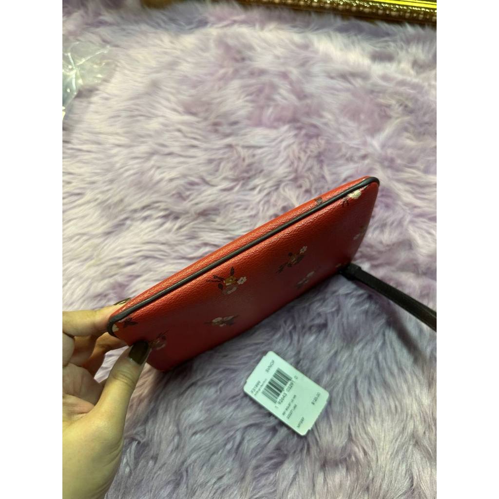 ORIG Preloved CCH Large Wristlet Red Wallet