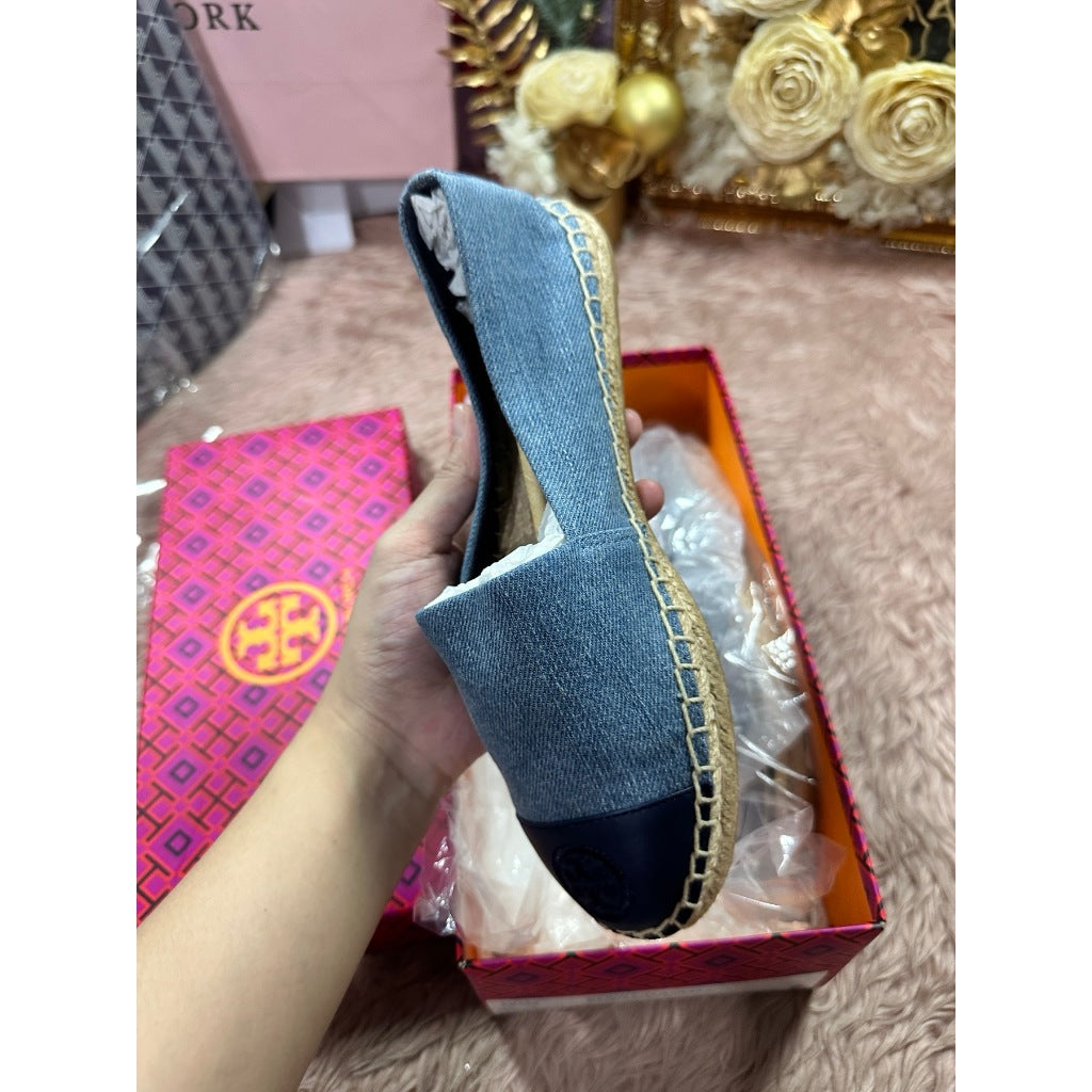 ORIG & IMPORTED Tory Burch w6 ONLY Denim Chambray Blue Flat Espadrille Shoe
