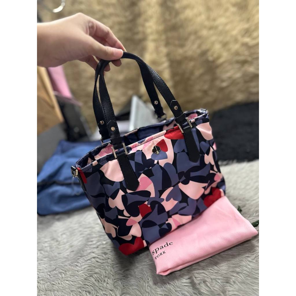 ORIG & IMPORTED KS Retail Taylor Heart Party Small Crossbody Nylon Tote Bag