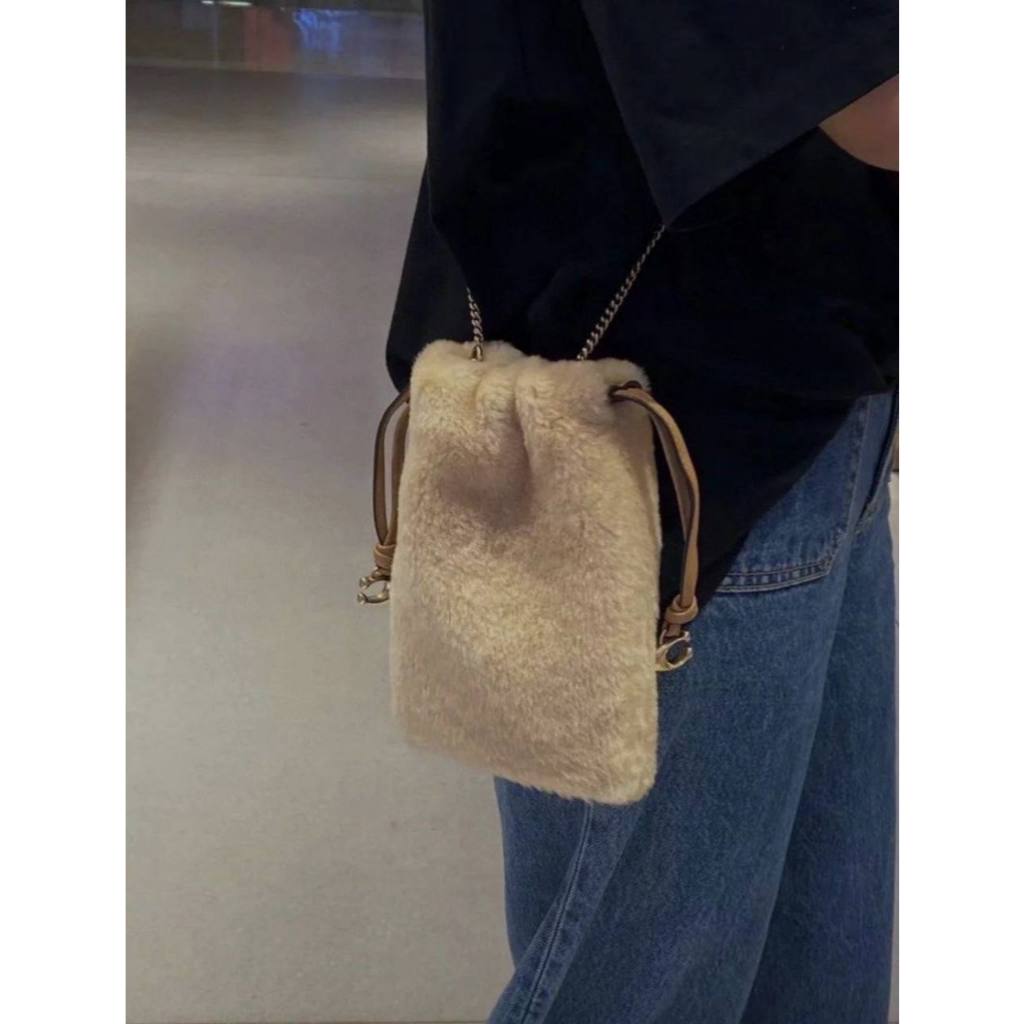 ORIG & IMPORTED CCH Drawstring Pouch In Shearling Fur Black Small Chain Bag