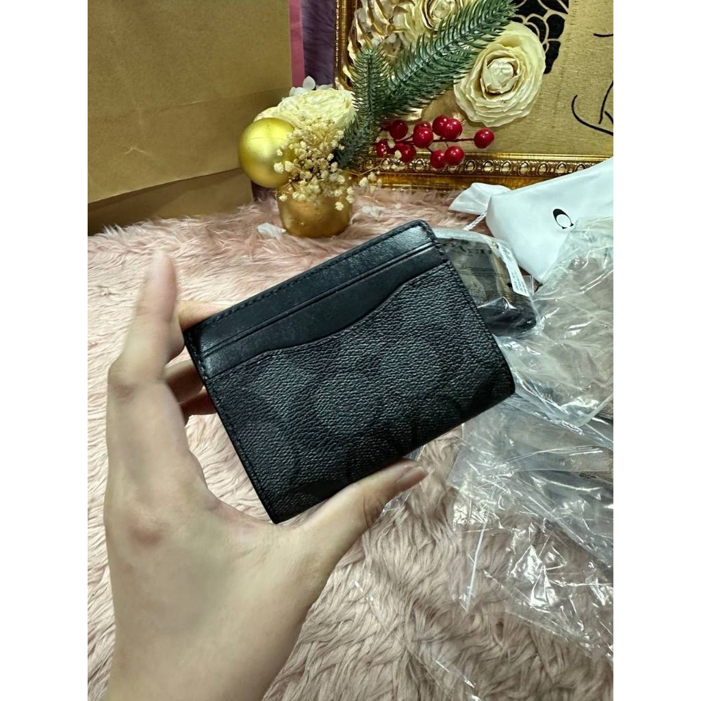 ORIG & IMPORTED CCH Magnetic Card Case in Signature Canvas Small Men Wallet Black