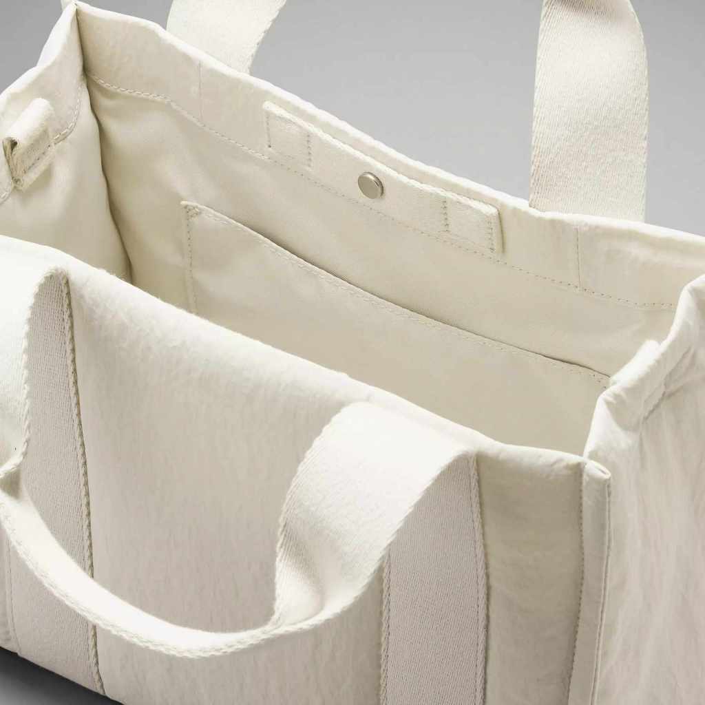 ORIG & IMPORTED Lululemon Boxy Mini Tote Top Handle Small Bag 4.5L Nylon White Cream
