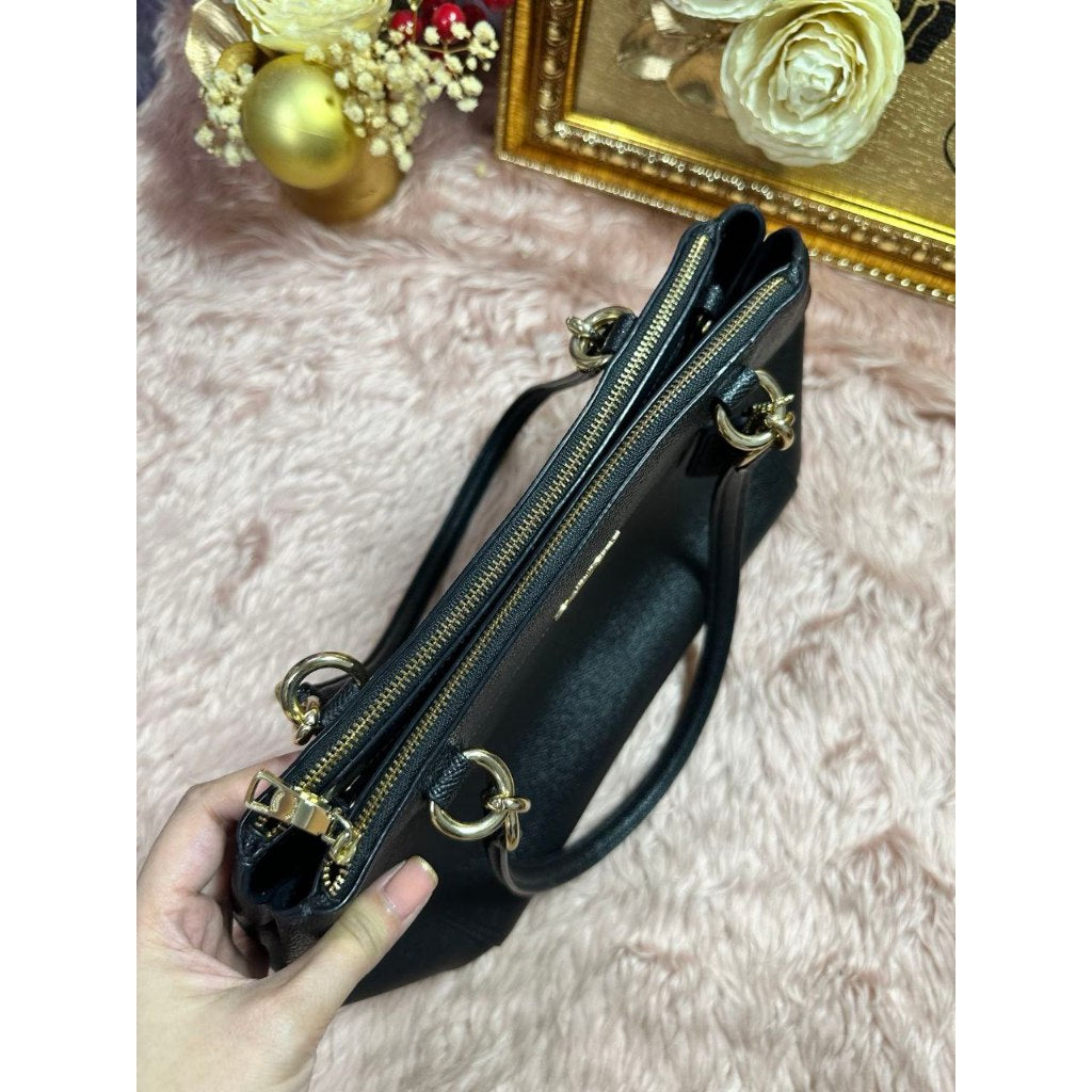 ORIG Preloved CCH Crossgrain Large Brooke Carryall Black Bag