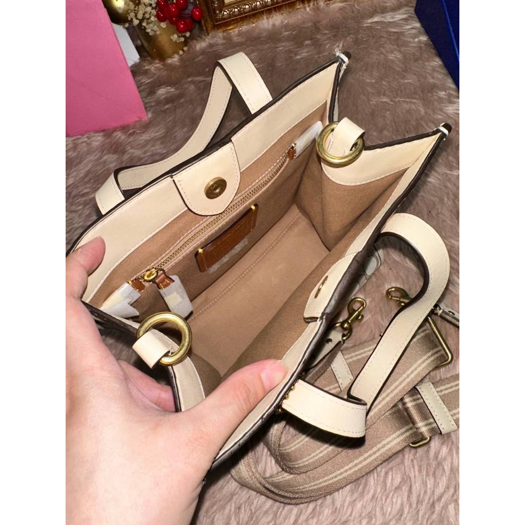 ORIG Preloved CCH Retail Tote Bag Signature Jacquard Field 22 Beige/Ivory