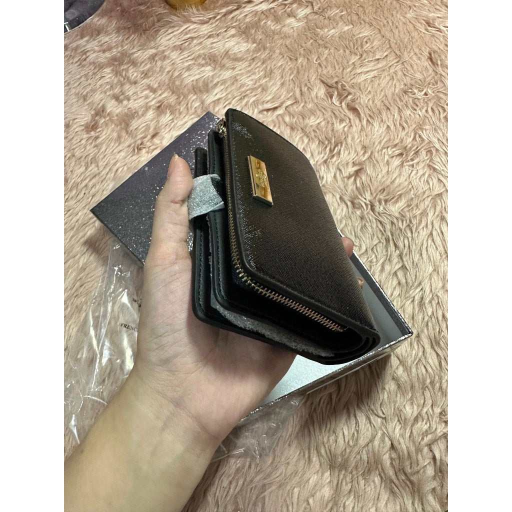 ORIG & IMPORTED KS Kenzie Boxed Medium Compact Wallet Black