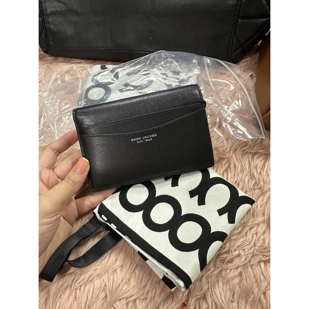 ORIG & IMPORTED MJ The Slim 84 Flap Bifold Black Wallet