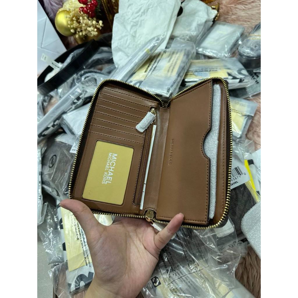 ORIG & IMPORTED MK Jet Set Large Multifunction Phone Case Wristlet Wallet Brown
