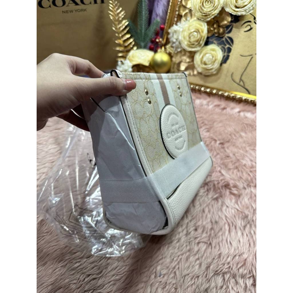 ORIG & IMPORTED CCH RARE Dempsey Tote Bag 22 White Jacquard Bag