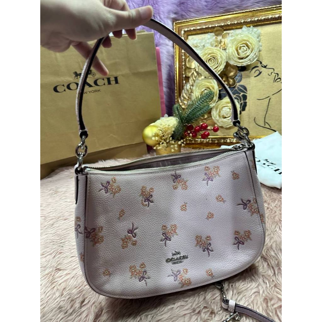 ORIG Preloved CCH Retail Chelsea Crossbody Bag with Floral Bow Print
