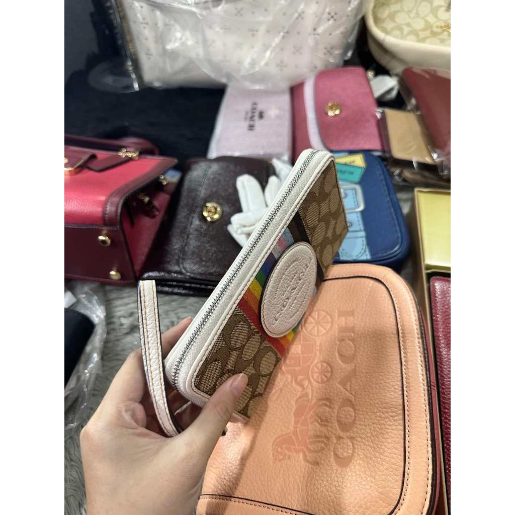 ORIG & IMPORTED CCH Dempsey Large Phone Long Wallet In Signature Brown/Khaki/Black Jacquard