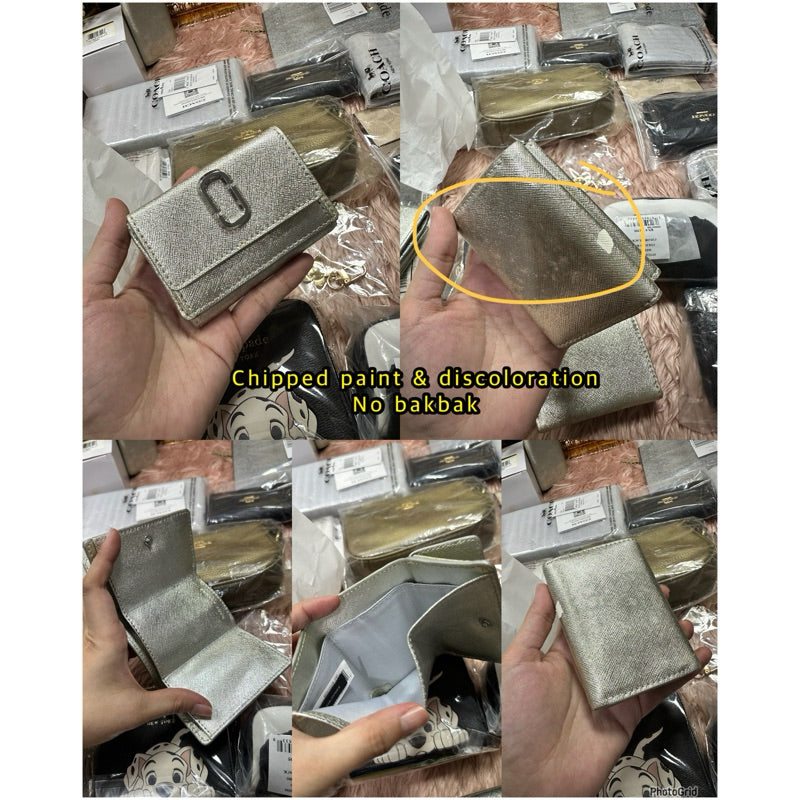 ORIG & IMPORTED WITH FLAW MJ The Snapshot Mini Trifold Wallet in Metallic Silver