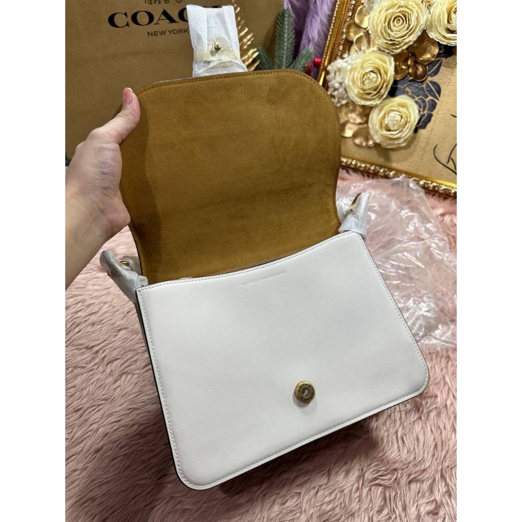 ORIG & IMPORTED CCH Retail Beat Shoulder White Bag