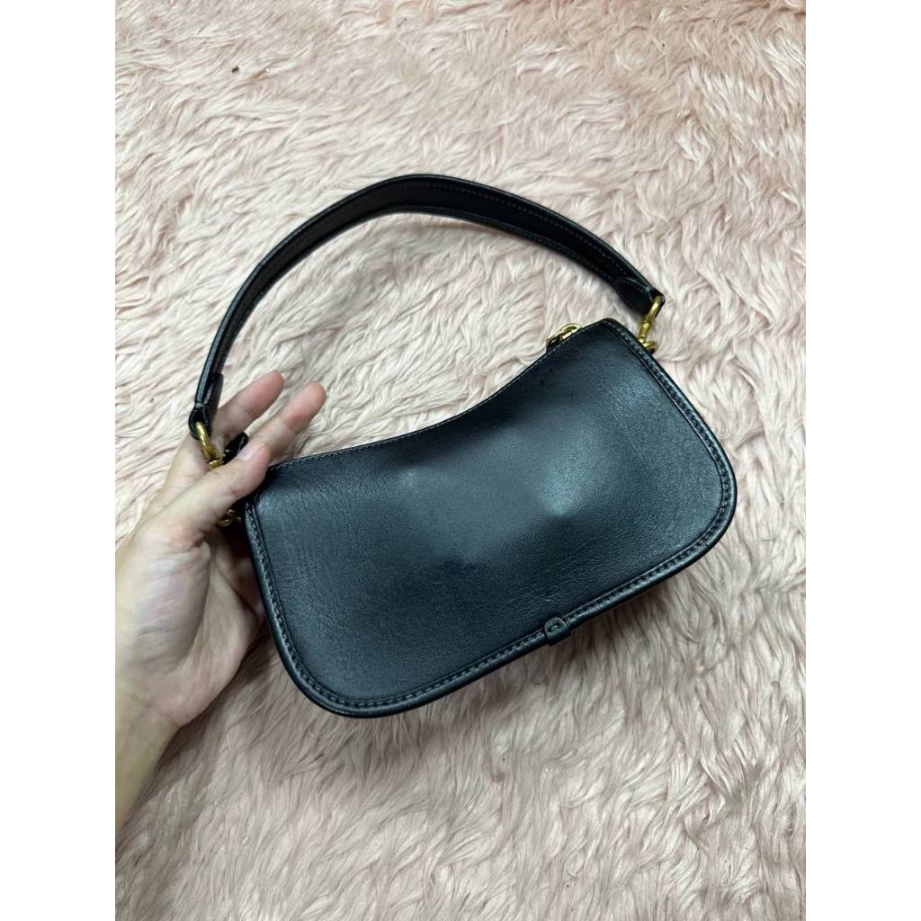 ORIG Preloved CCH Retail Swinger 20 Small Shoulder Black Bag