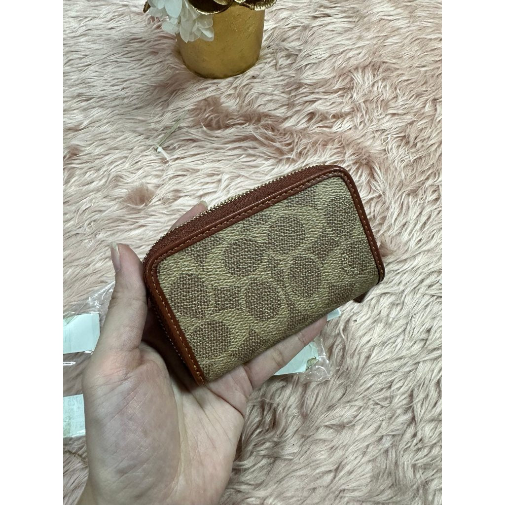 ORIG & IMPORTED CCH Retail Small Zip Around Card Case Wallet Brown/Tan