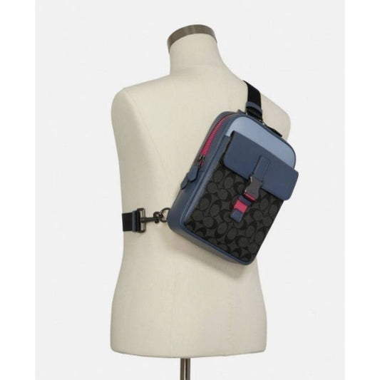 ORIG CCH Track Pack Men Blue Body bag In Colorblock Signature Canvas