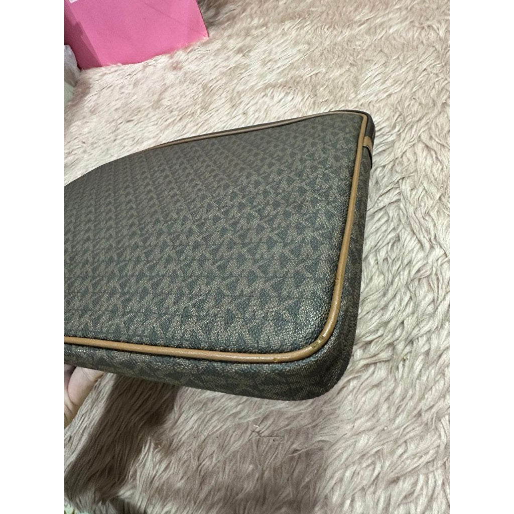 ORIG Preloved MK Laptop Padded Case Sleeve Brown