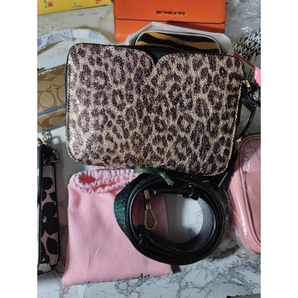 SALE! ❤️ ORIG & IMPORTED KS candid metallic leopard medium camera bag