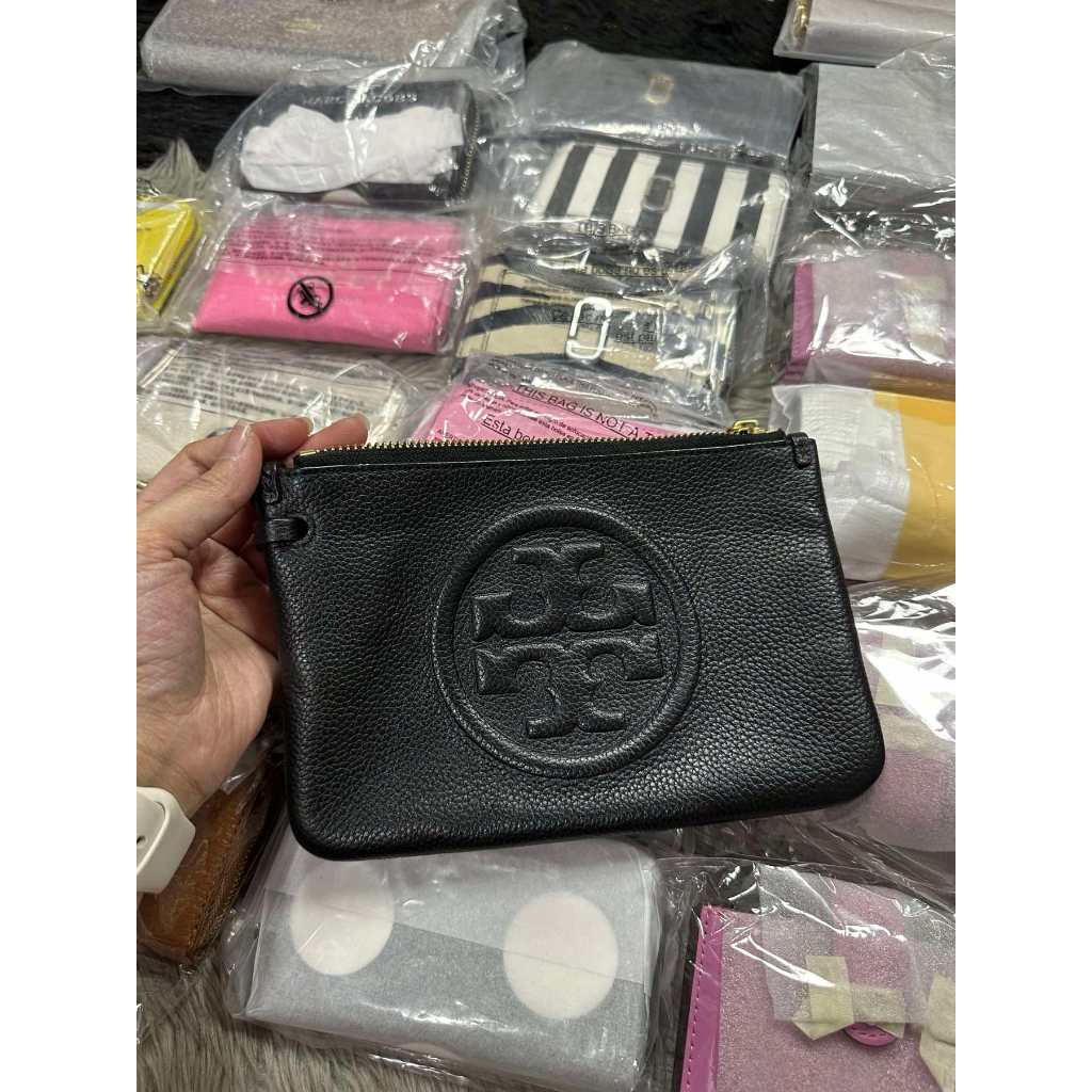 ORIG Preloved TB Perry Bombe Large Wristlet Black