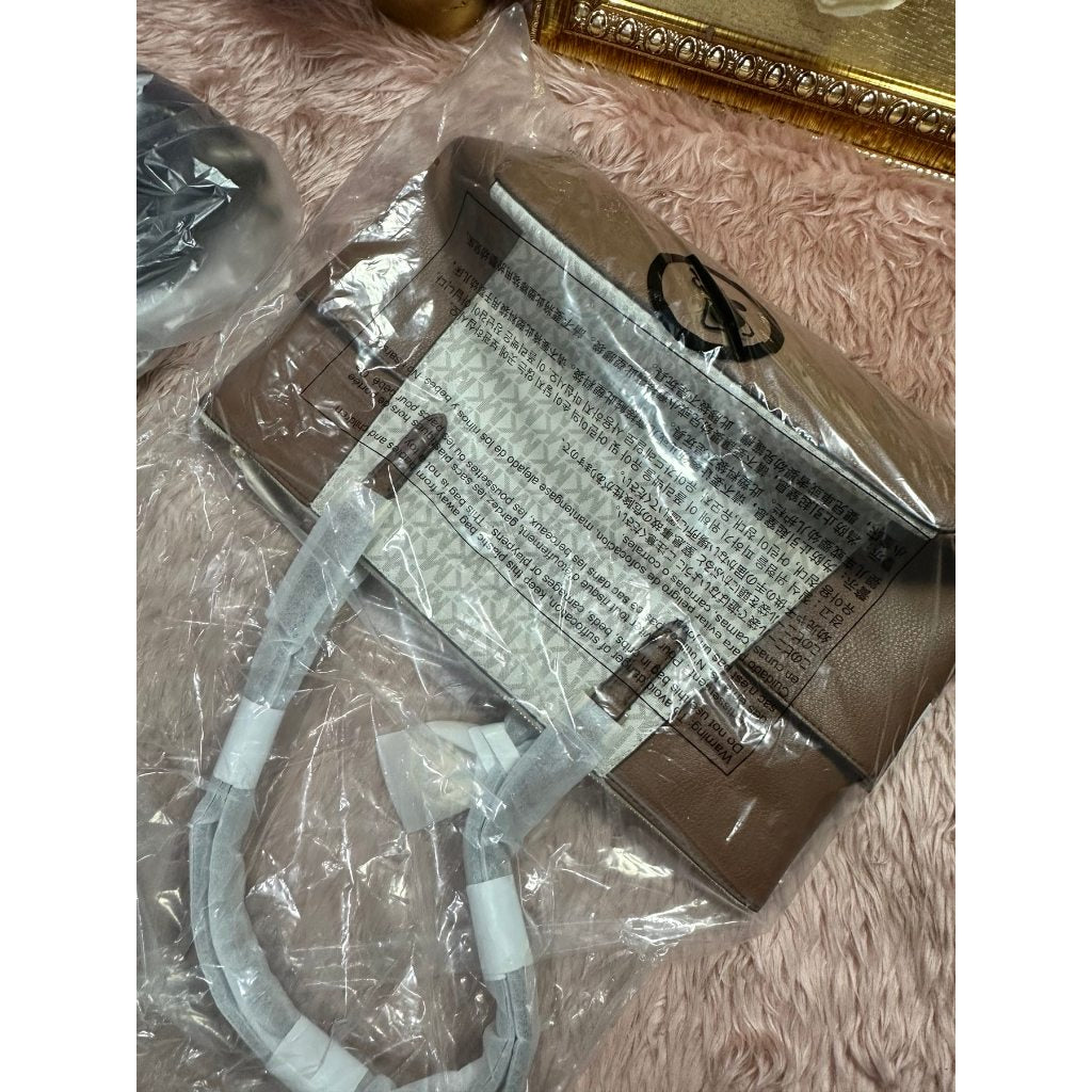 ORIG & IMPORTED MK Charlotte Large Logo and Leather Top-Zip Tote Bag Brown White Black