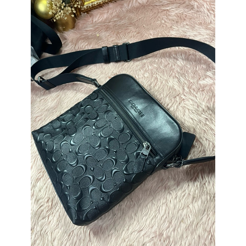 ORIG & IMPORTED CCH Houston Flight Men’s Bag In Signature Leather Black