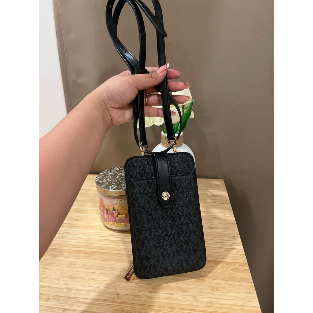 ORIG PRELOVED  MK Logo Phone Crossbody Small Bag Wallet Black