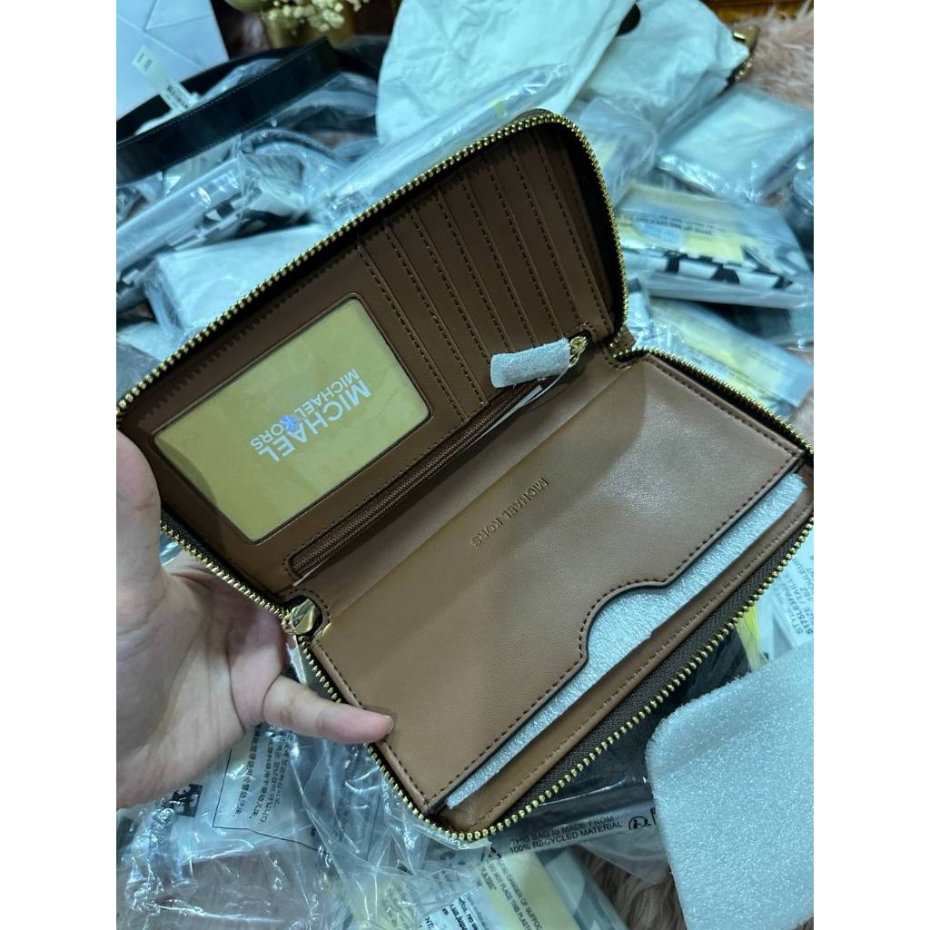 ORIG & IMPORTED MK Jet Set Large Multifunction Phone Case Wristlet Wallet Brown