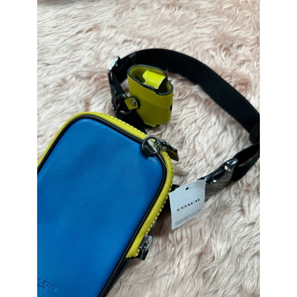 ORIG & IMPORTED CCH Multifunction Phone Pack Blue Men Bag
