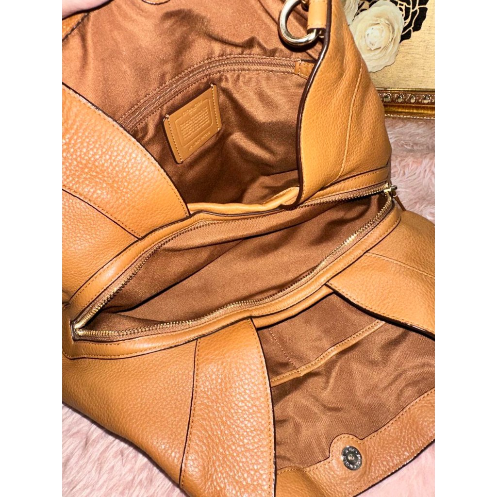 ORIG Preloved CCH Lexy Large Hobo Shoulder Bag Brown