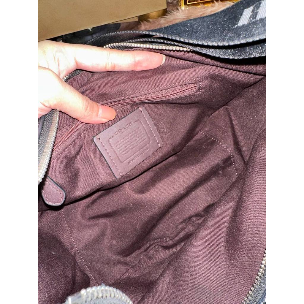 ORIG Preloved CCH Pace Shoulder Black Bag