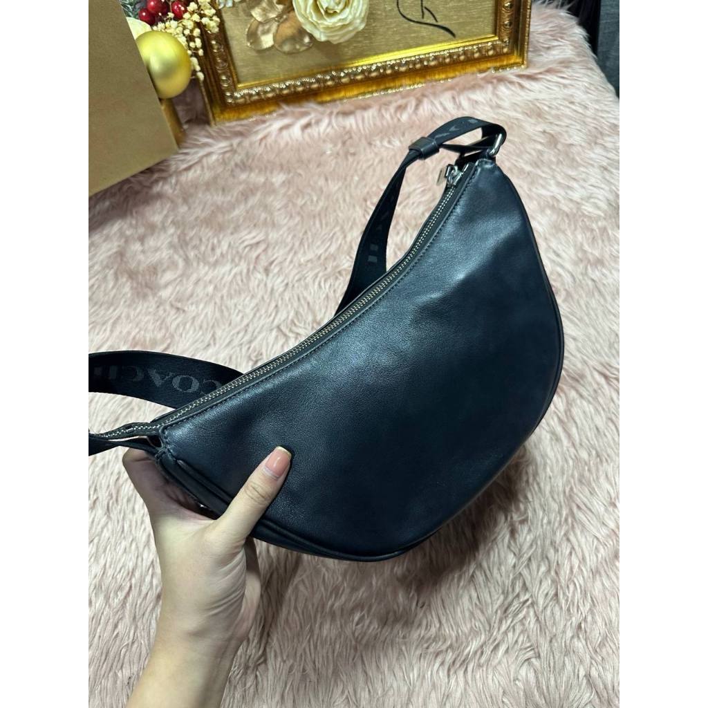 ORIG Preloved CCH Pace Shoulder Black Bag