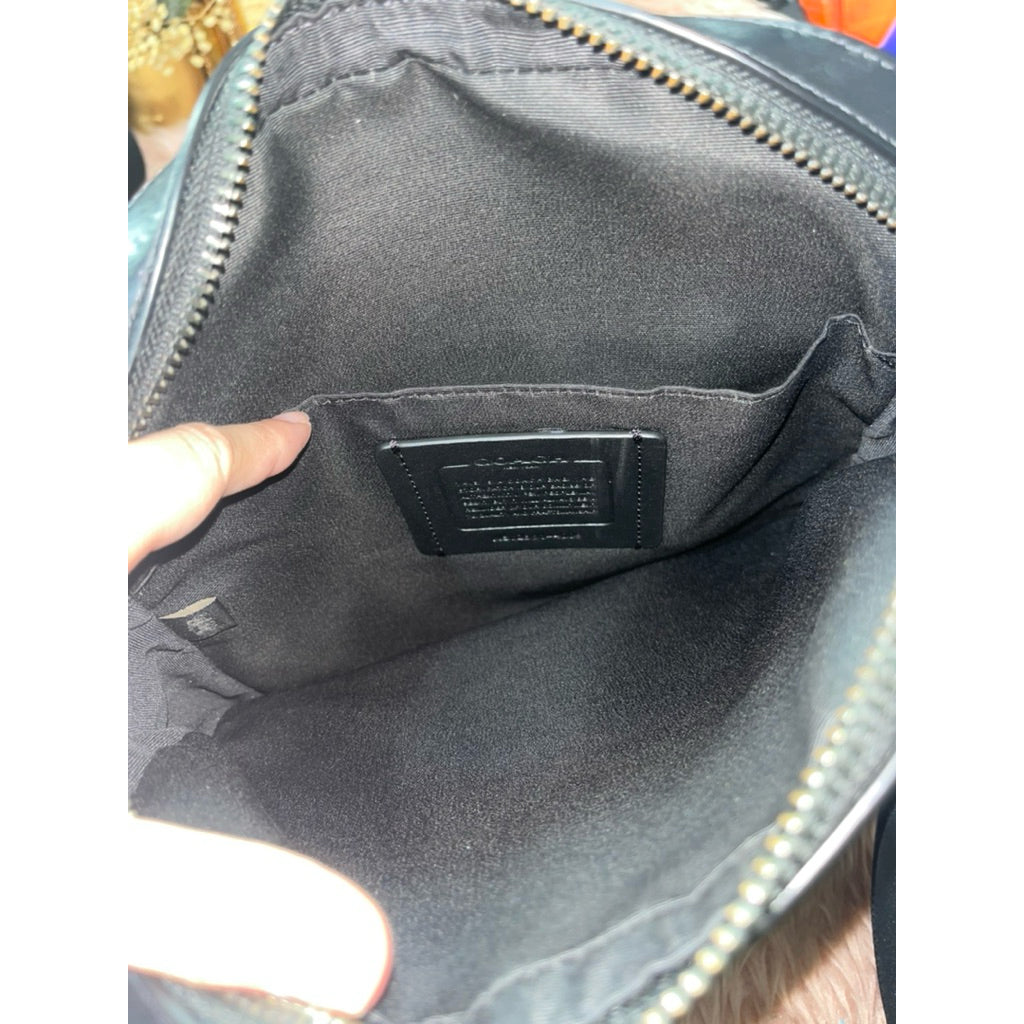 ORIG & IMPORTED CCH Houston Flight Men’s Bag In Signature Leather Black