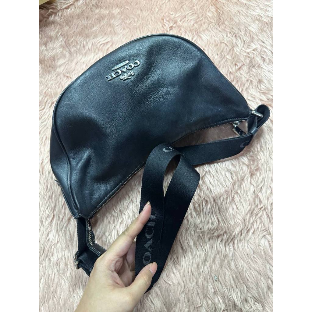 ORIG Preloved CCH Pace Shoulder Black Bag